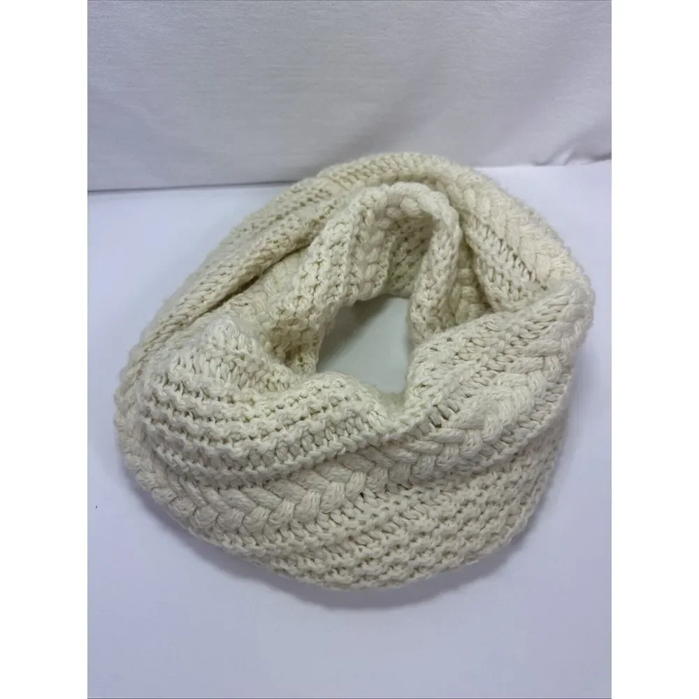 GAP Scarf Chunky‎ Wool Blend Cable Fisherman Style Cowl Cream Classic Thick Knit